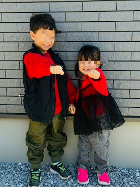 「アイテム（スニーカー）」を使った、yuyuyukiiiiさん（キッズ・80cm）の秋コーディネート