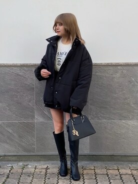「ロゴニット」｜「アイテム（ダウンジャケット/コート）」を使った、はのさん（レディース・153cm）の秋コーディネート