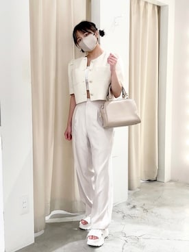 「オールホワイト」｜「アイテム（ノーカラージャケット）」を使った、はのさん（レディース・153cm）の夏コーディネート