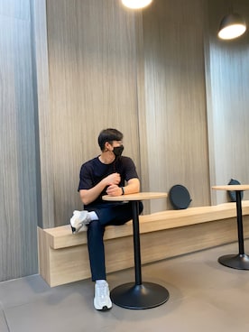 Ken Sukjaroenkraisriさんのコーディネート