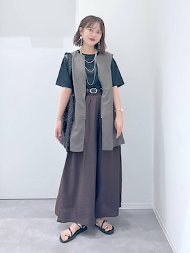 「アイテム（ベスト、ブラウン系）」を使った、a i r iさん（レディース・150cm）の夏コーディネート