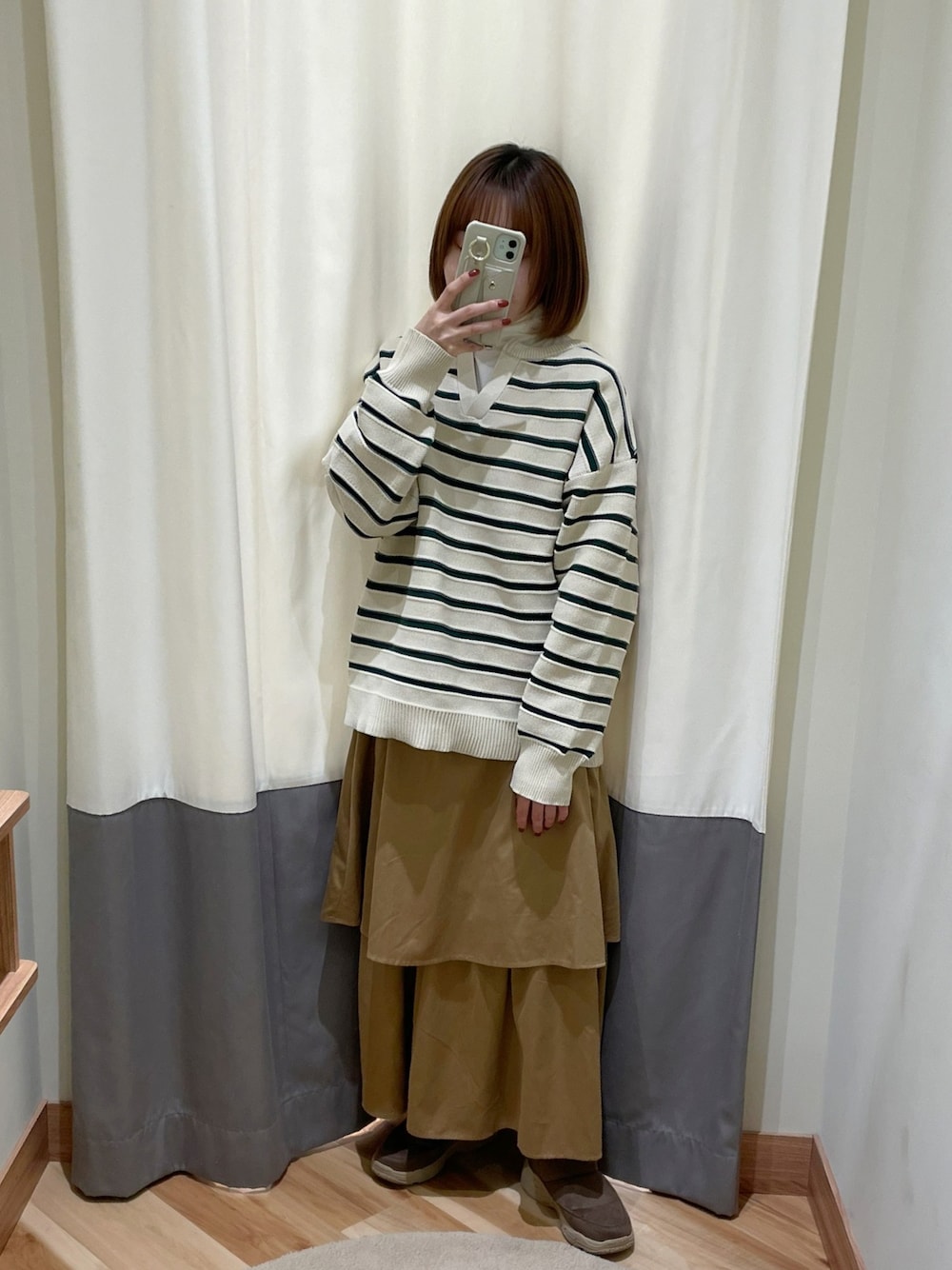 「カジュアルコーデ、シンプルコーデ、春ファッション、プチプラ、低身長、低身長コーデ、低身長女子、ボーダー、ティアードスカート、ベージュ、スキッパーニット」｜「Samansa Mos2 blueのボーダースキッパーニットプルオーバー（ニット/セーター、グリーン系）」を使った、maroru✲*ﾟさん（骨格ウェーブ・レディース・148cm）の冬コーディネートの1枚目の写真