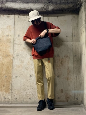 「Gramicci（グラミチ）のアイテム（チノパンツ）」を使った、STORE   東京ベイ　本田翼さん（メンズ・178cm）の夏コーディネート