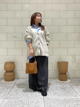 「アイテム（カーディガン/ボレロ）」を使った、Hitomiさん（レディース・145cm）の秋コーディネート