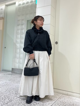 Hitomiさんのコーディネート