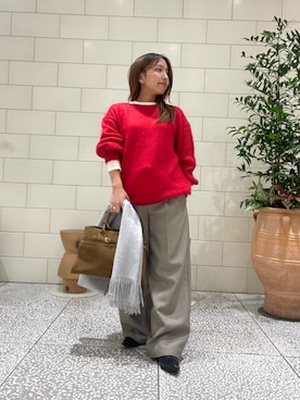 「アイテム（マフラー）」を使った、Hitomiさん（レディース・145cm）の秋コーディネート