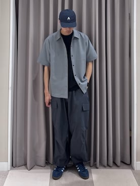 「ITEMS URBANRESEARCH（アイテムズ アーバンリサーチ）の2wayストレッチスナップ半袖シャツ（シャツ/ブラウス、グレー系）」を使った、shunさん（メンズ・186cm）の春コーディネート