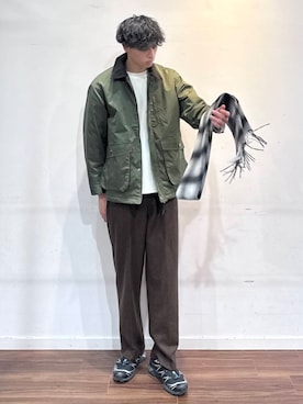 「アイテム（マフラー）」を使った、shunさん（メンズ・186cm）の冬コーディネート