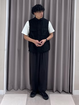 「URBAN RESEARCH Sonny Label（アーバンリサーチサニーレーベル）のCOOLING FAN STAND VEST（ベスト、ブラック系）」を使った、shunさん（メンズ・186cm）の夏コーディネート