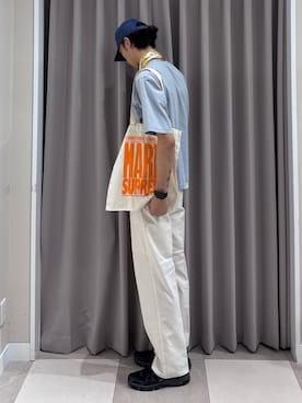「ITEMS URBANRESEARCH（アイテムズ アーバンリサーチ）のリネンレーヨン ウエストイージー トラウザー（その他パンツ、ホワイト系）」を使った、shunさん（メンズ・186cm）の夏コーディネート