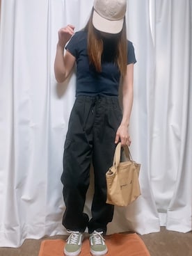 「アイテム（カーゴパンツ）」を使った、べーさん（レディース・145cm）の秋コーディネート