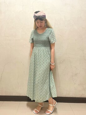 「フラワープリント」｜「アイテム（ヘアアクセサリー）」を使った、.*Shiori*.さん（レディース・163cm）の夏コーディネート