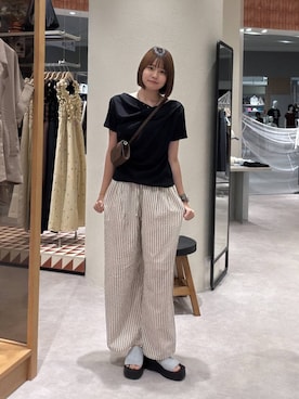 「LOWRYS FARM（ローリーズファーム）のドレーププルオーバーSS 1053677（Tシャツ/カットソー、ブラック系）」を使った、yuimaruさん（レディース・165cm）の夏コーディネート