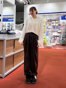 「アイテム（スリッポン）」を使った、yuichanさん（レディース・165cm）の秋コーディネート