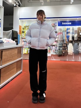 「アイテム（スリッポン）」を使った、yuichanさん（レディース・165cm）の秋コーディネート