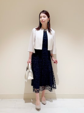 「アイボリー」｜「アイテム（ノーカラージャケット）」を使った、Kato.yさん（レディース・157cm）の冬コーディネート