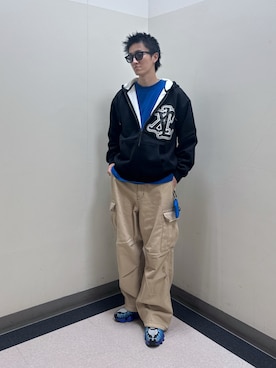 「アイテム（コインケース）」を使った、永田　京平さん（メンズ・176cm）の秋コーディネート