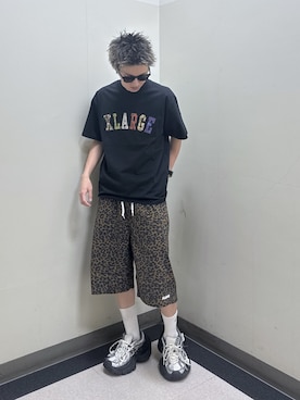 「XLARGE（エクストララージ）のMIX LOGO S/S TEE（Tシャツ/カットソー、ブラック系）」を使った、永田　京平さん（メンズ・176cm）の春コーディネート