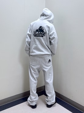 「アイテム（スウェットパンツ）」を使った、永田　京平さん（メンズ・176cm）の秋コーディネート