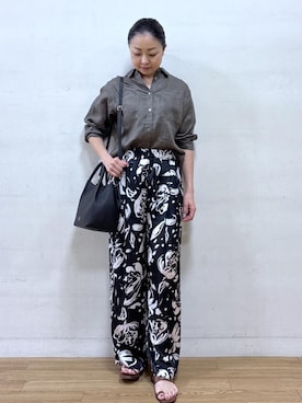 「ROPE'（ロペ）の2WAYキューブボックスレザーハンドバッグ（Handbag、ブラック系）」を使った、akiさん（レディース・164cm）の夏コーディネート