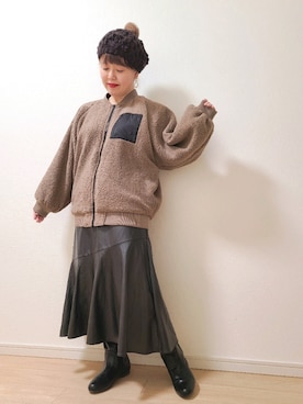「レザースカート」｜「アイテム（ハンチング/ベレー帽）」を使った、yonyonyon4888さん（レディース・156cm）の冬コーディネート