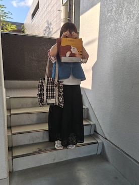 「アイテム（スニーカー）」を使った、ちきさん（レディース・152cm）の秋コーディネート