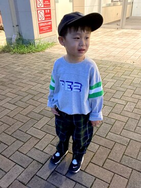 「アイテム（キャップ）」を使った、haru☺︎さん（キッズ・100cm）の秋コーディネート