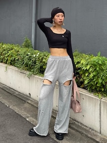 クロスクロップフィットトップ｜エモダ（EMODA）公式通販｜RUNWAY