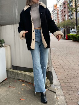 「フレアデニム」｜「アイテム（ムートンコート）」を使った、大谷亜宥茄 (EMODA)さん（レディース・172cm）の冬コーディネート