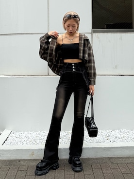 「アイテム（ローファー）」を使った、大谷亜宥茄 (EMODA)さん（レディース・170cm）の夏コーディネート