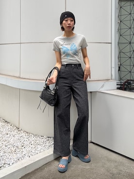 「EMODA（エモダ）のアクセレイヤーサンダル（サンダル、ブルー系）」を使った、大谷亜宥茄 (EMODA)さん（レディース・170cm）の夏コーディネート