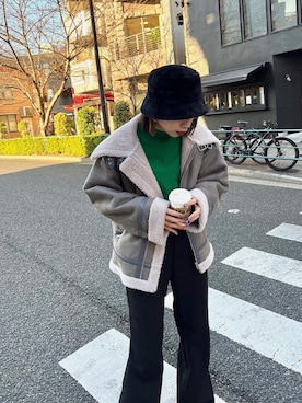 「ムートン」｜「アイテム（その他アウター）」を使った、大谷亜宥茄 (EMODA)さん（レディース・170cm）の冬コーディネート