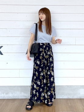「GLOBAL WORK（グローバルワーク）のさらさらリラックスイージーパンツ/636563（その他パンツ、ブルー系）」を使った、ひらりぃ❀さん（レディース・152cm）の夏コーディネート