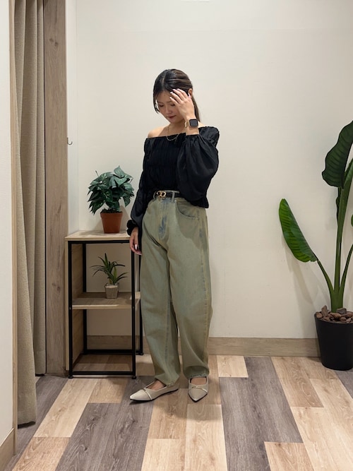 カーブデニムパンツ（デニムパンツ）｜Thevon（ゼボン）のファッション