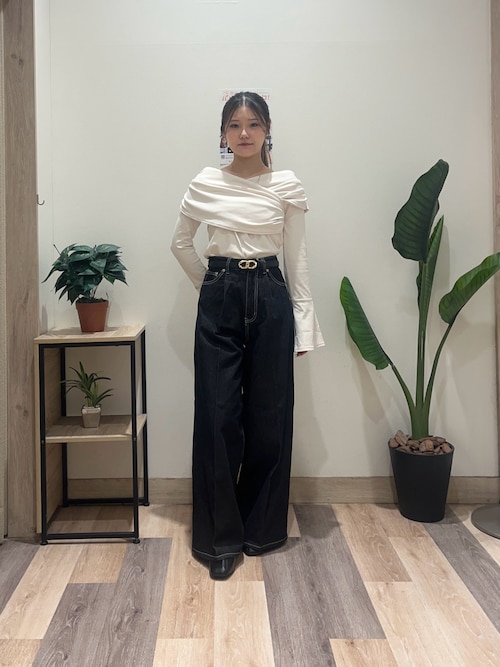 Thevon tシャツ 「Yuna企画」クロスネック2WAYカットソー