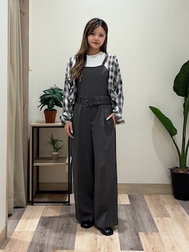 「アイテム（オールインワン・サロペット）」を使った、saraさん（レディース・154cm）の秋コーディネート
