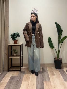 「Thevon（ゼボン）のGOLDボタンテーラードジャケット（テーラードジャケット）」を使った、saraさん（レディース・154cm）の秋コーディネート