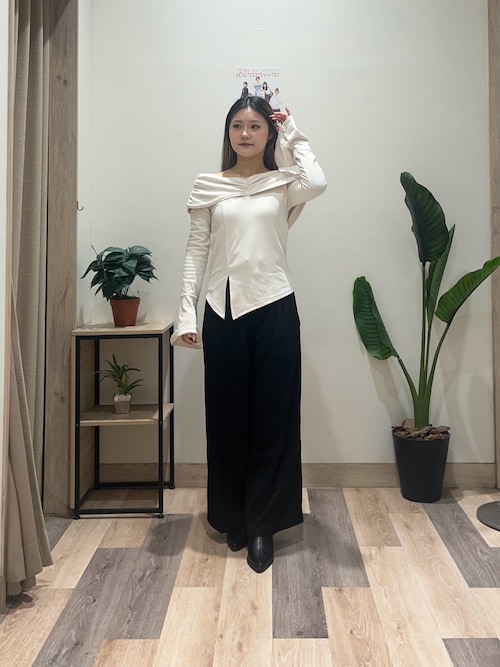 ベルト付きハイウエストタックパンツ（スラックス）｜Thevon（ゼボン