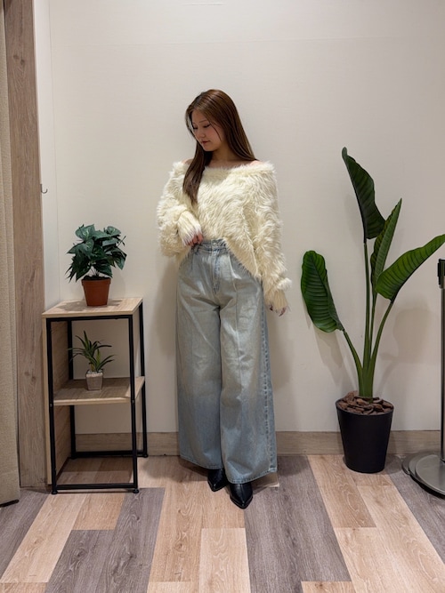 ショート丈ボリュームシャギーニット（ニット/セーター）｜Thevon