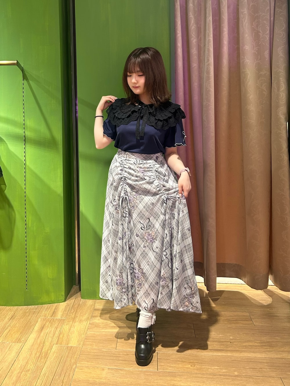 「お出かけコーデ、低身長コーデ、リボン、デートコーデ、axes femme、axes femme POETIQUE、夏、大人かわいい、おしゃれさんと繋がりたい、つけ襟、レース」｜「axes femmeのレースフリルラウンド付け襟（付け襟、ブラック系）」を使った、あんじゅさん（骨格ストレート・レディース・145cm）の春コーディネートの1枚目の写真