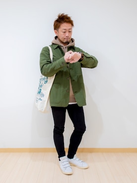 「TIMEX（タイメックス）のアイテム（アクセサリー）」を使った、カトウトモタカさん（メンズ・164cm）の秋コーディネート