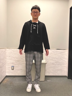 「JOINT WORKS（ジョイントワークス）のアイテム」を使った、ロバート馬場裕之さん（メンズ・181cm）の秋コーディネート
