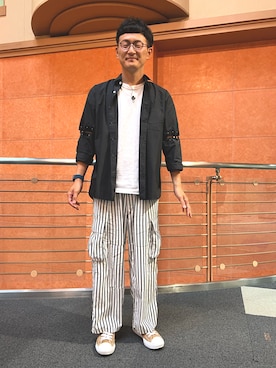 「JOINT WORKS（ジョイントワークス）のアイテム」を使った、ロバート馬場裕之さん（メンズ・181cm）の秋コーディネート