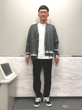 ロバート馬場裕之さん(メンズ・181cm)の春コーディネート