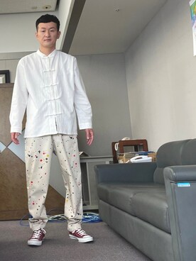 「yield（イールド）のアイテム」を使った、ロバート馬場裕之さん（メンズ・181cm）の夏コーディネート