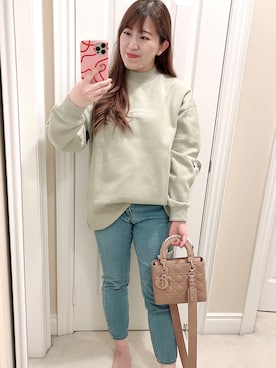 「FOG ESSENTIALS（エフオージーエッセンシャルズ）のアイテム（スウェット）」を使った、ViviaN😊さん（レディース・163cm）の春コーディネート
