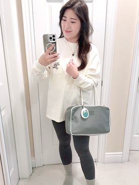 「KITH（キス）のアイテム」を使った、ViviaN😊さん（レディース・163cm）の春コーディネート