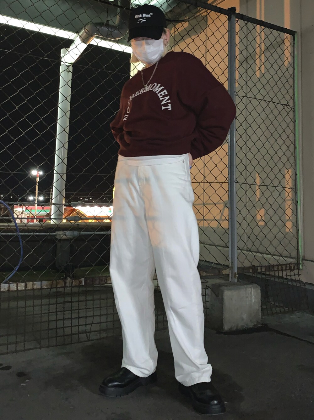 「ootd、韓国好きな人と繋がりたい、古着好きな人と繋がりたい、韓国ファッション、ストリートコーデ、カジュアルコーデ、冬コーデ、キャップ女子、デニムコーデ、ブーツ、オーバーサイズ、メンズライク、メンズコーデ」｜「WaiKeiのアイテム（キャップ、ブラック系）」を使った、YUKIさん（レディース・159cm）の春コーディネートの1枚目の写真