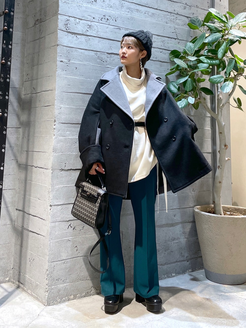 バイカラーPコート HARE ハレ定価¥19800 - ピーコート バイカラーPコート HARE ハレ定価¥19800 - ピーコート