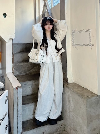 「SNIDEL（スナイデル）の【Chacott】コラボナイロンレースブルゾン（ブルゾン）」を使った、poyoさん（レディース・161cm）の春コーディネート